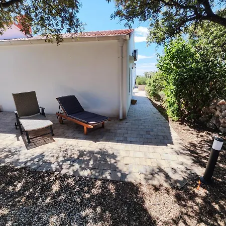 Dom wakacyjny Lavender House *